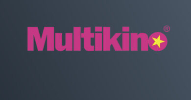 Multikino rozwija podcast. Pierwszym gościem cyklu „Kanapa Knapa w Multikinie” będzie Borys Szyc